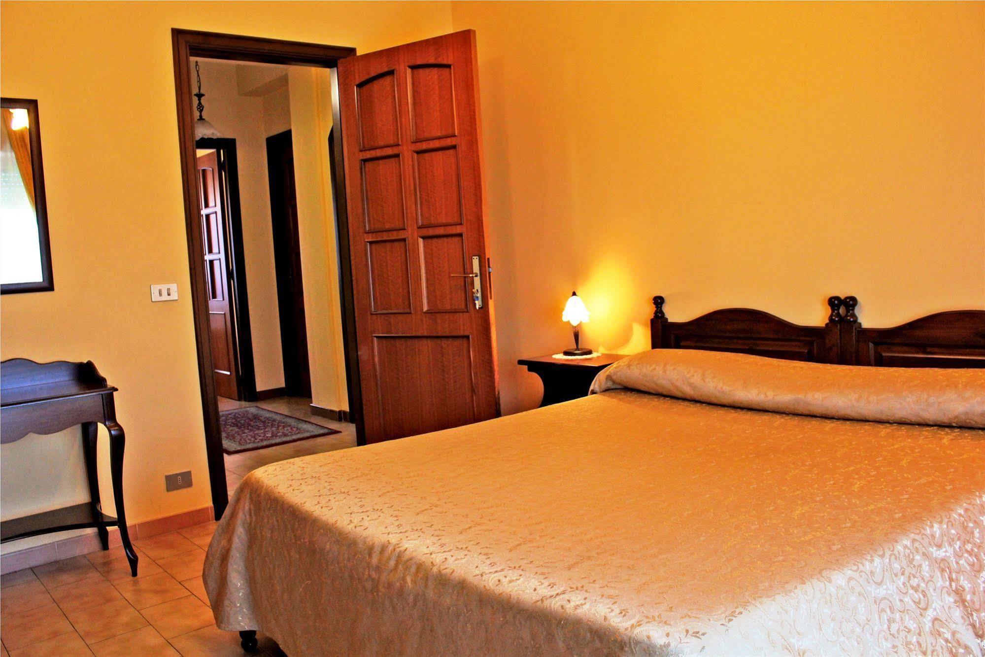 Bed and Breakfast Ai Tre Parchi Bed And Bike Randazzo Zewnętrze zdjęcie